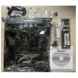 Carte mère de bureau Gigabyte IMB410M avec 3 ans de garantie Nouvelle mémoire DDR4 Capacité maximale de 64 Go de RAM - Product Image 2