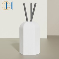 Diffuseur de parfum en roseau avec logo personnalisé en relief, flacon décoratif pour la maison de luxe C&H, avec bâtonnets et boîte