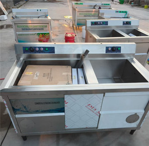 Lave-vaisselle ultrasonique commercial multifonction à 2 bacs, machine automatique de nettoyage des légumes et des fruits pour cantine - Product Image 2