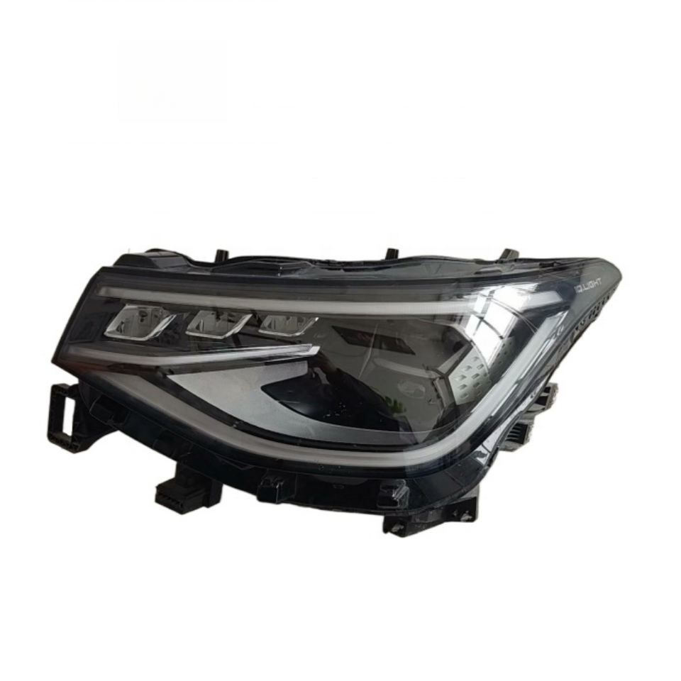 สีขาวอบอุ่น