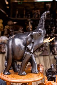 Figura Tribal Africana Tallada en Madera RENART AFRIKAN, Congo DR, Escultura Decorativa Hecha a Mano - Product Image 4