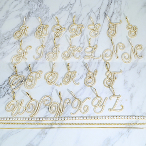 Collana con Ciondolo Iniziale Cursivo 26 Lettere Micro Pavé Zirconia Cubica 5A Gioielli con Nome in Alfabeto - Product Image 4