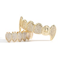 G027 Grillz Hip-Hop Européen et Américain, plaqué or, 6 pièces, en forme de crâne, pour hommes, accessoires dentaires dorés imposants et super cool