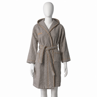 Peignoir unisexe à capuche double couche gris confortable et durable pour coffret cadeau et salle de bain, style enveloppant pour femme, vente en gros