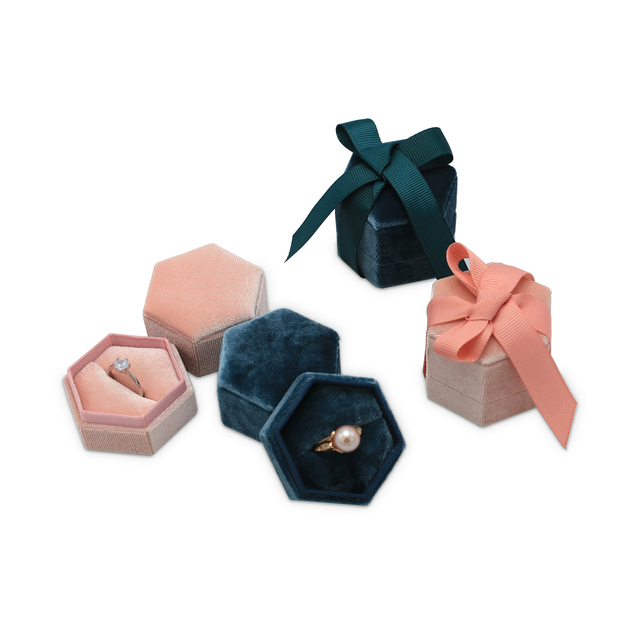 Wholesale Custom Velvet Jewelry Box Ring Earring Necklace Box Jewellery Travel Box Organizer Cases Bracelet Charms