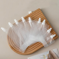 Sacs en plastique PE à haute barrière personnalisés avec bec verseur pour confiture liquide, jus de fruits, boissons à base de plantes chinoises, emballage de lait, gelée