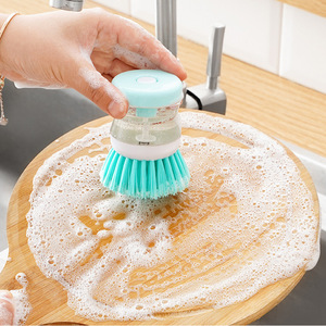 Brosse de nettoyage multifonctionnelle antiadhésive avec distributeur de liquide automatique et design à pression pour casseroles et vaisselle - Product Image 4