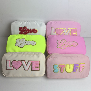 Cá Tính Mới Tùy Chỉnh Bền Không Thấm Nước Mỹ Phẩm Túi Nylon Biểu Tượng Tùy Chỉnh Thư Vá Công Suất Lớn Trang Điểm Túi - Product Image 3