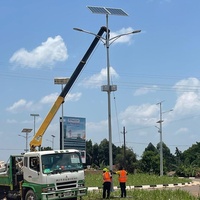 Lampadaire Solaire LED Extérieur Économiseur d'Énergie IP66 2026 pour Jardin, DC 12-24V, Construction en Aluminium, 40W-100W, Système Séparé, Étanche