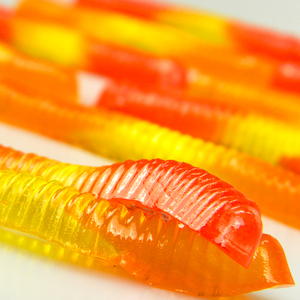 Vente en gros de <span class=keywords><strong>vers</strong></span> gommeux halal en vrac Bonbons Personnalisables Boîte d'emballage aromatisée aux fruits Confiserie manufacturée Bonbons - Product Image 6