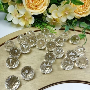 Esferas de Cristal Transparente de 20 mm, Bolas Facetadas para Decoración, Prismas, Atrapasoles, Cuarzo Transparente al por Mayor - Product Image 3