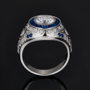 Anillo Art Deco de Plata de Ley 925 Directo de Fábrica, Anillo de Compromiso y Boda con Moissanita Azul Corte Baguette Halo Redondo para Hombre y Mujer - Product Image 3