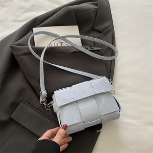 I-1011กระเป๋าถือแฟชั่นใหม่สำหรับผู้หญิงกระเป๋าสะพายข้างทรงสี่เหลี่ยมขนาดเล็กทำจาก PU และเปิดปิดสำหรับฤดูใบไม้ร่วงและฤดูหนาว - Product Image 6