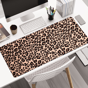 Alfombrilla de Ratón para Juegos Extra Grande Personalizable con Diseño de Animales Salvajes, Ecológica, Antideslizante, de Goma XXL, con Borde Cosido Resistente - Product Image 1