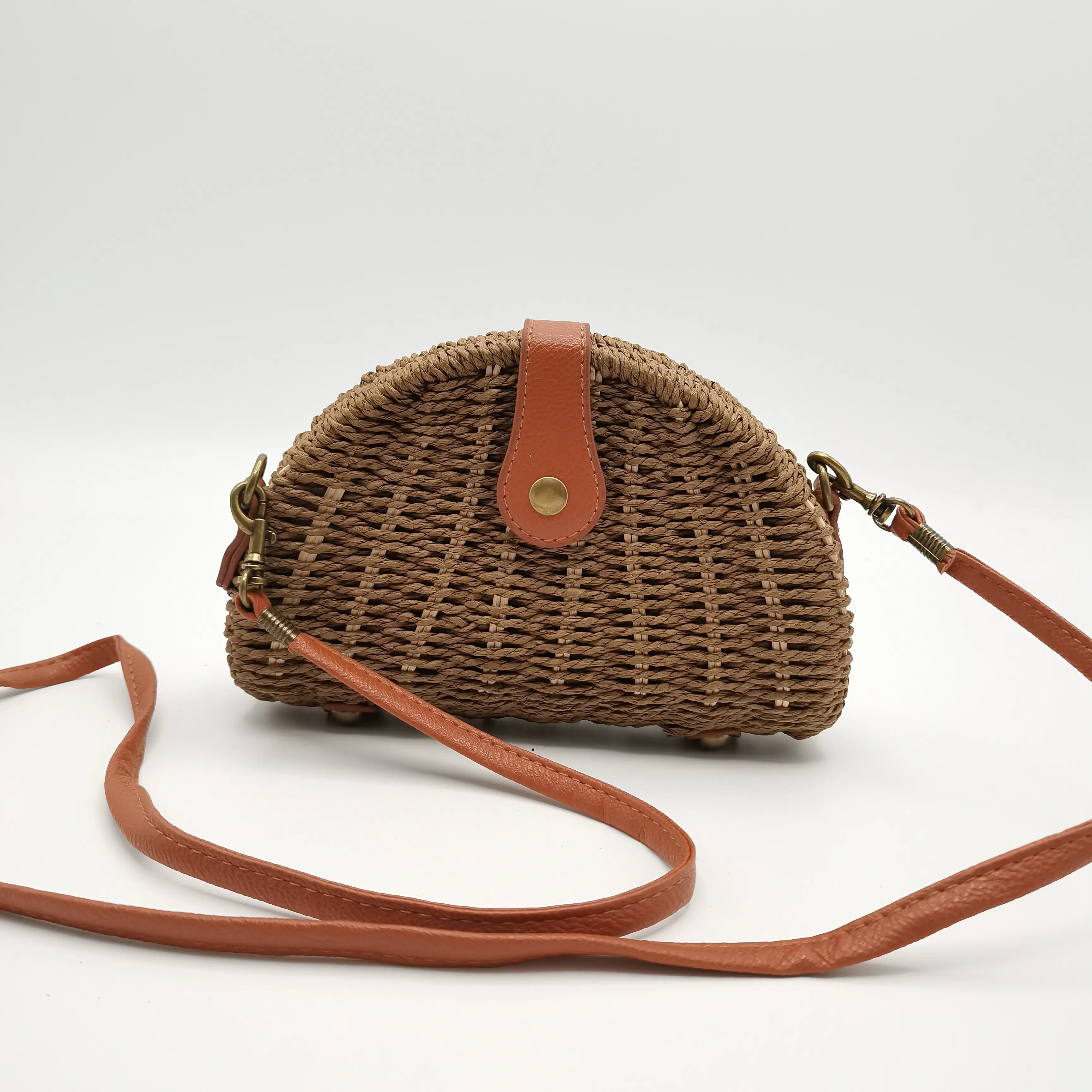 Grey Semicircle Straw Handbag Mini Crossbody Shoulder Handbag Clutch Purse Straw Rattan Bags Summer Beach Woven Wallet Bag