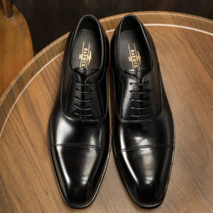 Chaussures habillées pour hommes en cuir véritable de haute qualité, fabriquées à la main, élégantes, formelles, à lacets, antidérapantes, respirantes pour les mariages - Product Image 1