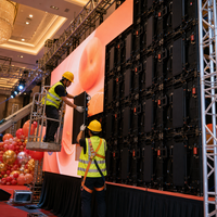 Écran LED de location intérieur P1.95 500x500mm à assemblage sans joint et verrouillage rapide, écran LED couleur pour événements d'entreprise annuels