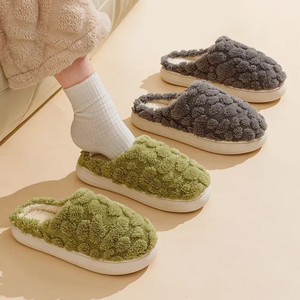 Fashion Winter Slipper Flip Flops Warm Plaid Plush Slippers Soft Sole <b>Slides</b> Unisex <b>Indoor</b> Floor Home Non-slip Cotton Shoes - Product Image 2