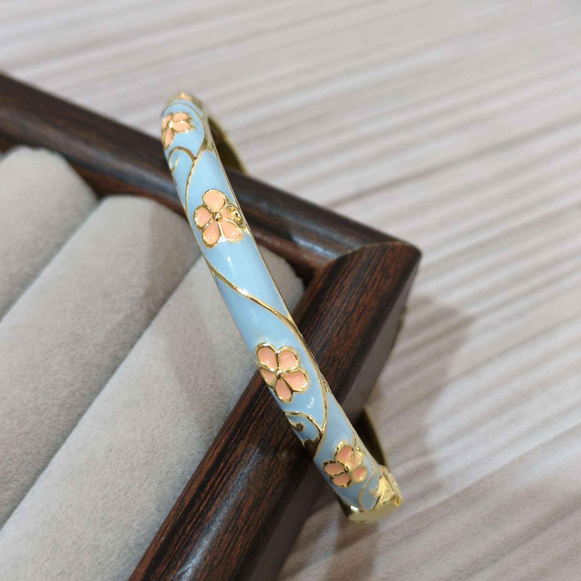 Royal blue with dahlia flowers