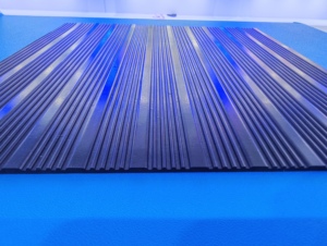 Otopark garajı kauçuk zemin matı minibüsler için geniş ince nervürlü kamyon kasası - Product Image 6