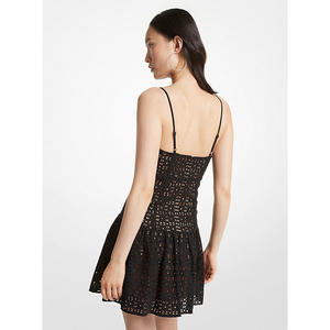 Fabricants de vêtements, robe en lin et coton à œillets personnalisée, col en V, sans manches, mini robe élégante pour femme, robe <span class=keywords><strong>d</strong></span>écontractée <span class=keywords><strong>d</strong></span>'été pour femme - Product Image 5