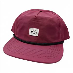 Casquette Snapback Performance à 5 Panneaux et Visière Plate, avec Logo Personnalisé, Patch Carré Motif Corde Western et Graphique Montagne, pour Station de Ski et Style de Vie - Product Image 1