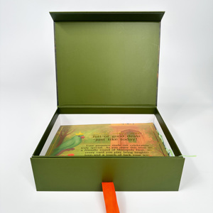 Hot-sale Custom Printed Luxury Rigid <b>Magnetic</b> Gift <b>Box</b> with Matt Lamination Embossing Ribbon Bow and Raffia for Gift Packaging - Product Image 2