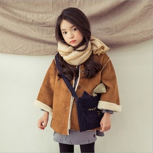 Cintres robustes en fourrure de vison pour manteaux d'hiver pour chiens, produit chinois en gros - Product Image 1