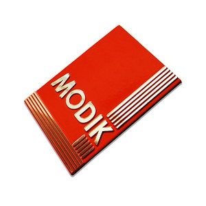 Placas de Identificación Personalizadas de Aluminio Fundido a Presión, Letras de Alto Brillo, Logotipo Anodizado, Modelo con Serigrafía 3D - Product Image 4