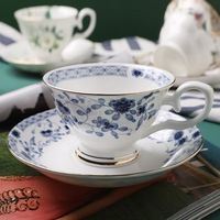 Ensemble tasse et soucoupe en porcelaine fine, bord doré, 200 ml, style floral nordique, pour thé de l'après-midi, cadeau, vaisselle écologique, vente en gros