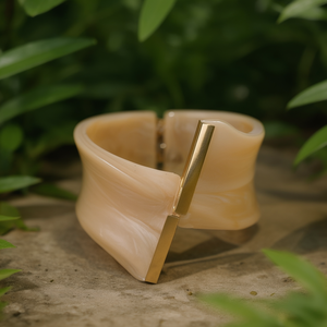 กำไลข้อมือแฟชั่น สแตนเลสสตีล 316L ชุบทอง PVD ทนทาน เป็นมิตรต่อสิ่งแวดล้อม - Product Image 3