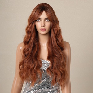 Perruque de cheveux ondulés bouclés longs synthétiques brun <span class=keywords><strong>rouge</strong></span> pour femmes perruque de vague naturelle auburn au gingembre <span class=keywords><strong>clair</strong></span> avec frange utilisation quotidienne résistante à la chaleur - Product Image 2