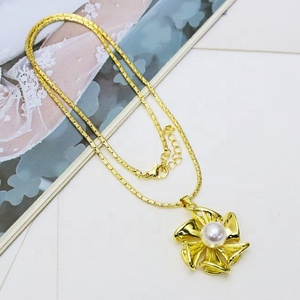 สร้อยคอทองคำชุบ 18K ประดับจี้มุกดอกไม้รูปพระแม่มารี สำหรับวันครบรอบ - Product Image 1