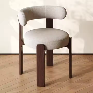 كراسي طعام خشب مصمت JP بمسند ظهر، تصميم عصري وبسيط، كراسي مكياج خشب مصمت بلون الجوز، مثالية للفنادق والاسترخاء - Product Image 3