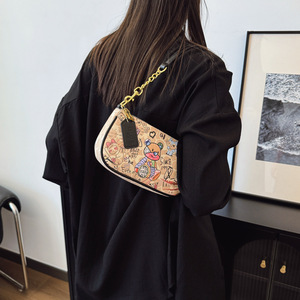 Sac à <span class=keywords><strong>main</strong></span> Mahjong Graffiti Ours Tendance <span class=keywords><strong>Femme</strong></span> 2026 Nouvelle Collection Sac à bandoulière Chaîne Porté Épaule ou Croisé en PU avec Deux Bretelles et Fermeture Éclair - Product Image 5