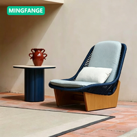 Ensemble de canapés en rotin d'extérieur - Design moderne, structure en teck massif, durable, imperméable, confortable, mobilier d'extérieur 2 places pour hôtel