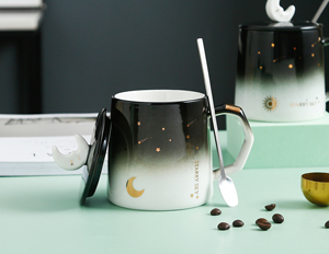 Tasse en céramique créative Lune, Mug à café en porcelaine mignon avec étoiles dorées et couvercle en forme de lune – Grande Vente - Product Image 5