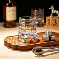 Verre à whisky rotatif de style européen, luxe léger, design minimaliste, personnalisable avec logo, usage domestique, verre en cristal à surface peinte