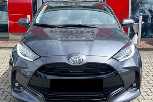 Giá cả phải chăng sử dụng xe <span class=keywords><strong>2025</strong></span> TOYOTA yariss teamplayer 1.5 Hybrid <span class=keywords><strong>Hatchback</strong></span> đã sẵn sàng để sử dụng, không có tai nạn đã sẵn sàng để tàu trên toàn thế giới - Product Image 4