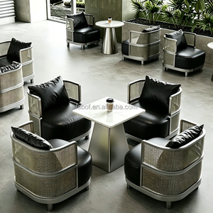 Fauteuil lounge en maille tissée respirante avec table d'appoint ronde en marbre et coussin vert sauge – Mobilier de <span class=keywords><strong>café</strong></span> – Vente en gros aux États-Unis - Product Image 3