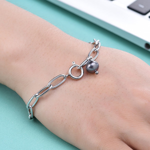 สร้อยข้อมือมุก ชุบทอง 18K มุกดำเกรด AAA ลายโซ่เรขาคณิต 20 ซม. สวมใส่ได้ทุกวัน เครื่องประดับสแตนเลส - Product Image 4