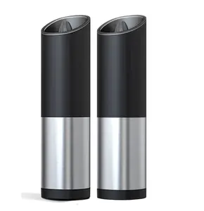 Detachable grinding head of pepper grinder can be cleaned anytime and anywhere to prevent odor and residue