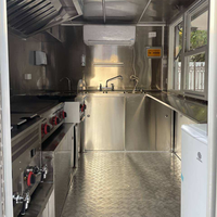 Camions de cuisine mobiles en fibre de verre personnalisés, chariots de vente, remorques pour la vente de snacks, de barbecue et de hot-dogs, avec des caractéristiques résistantes à la rouille