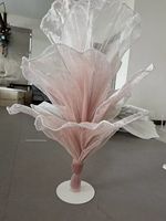 Fleur de table de mariage de style luxueux faite à la main avec support pour la décoration de table, centre de table en fleurs artificielles, fleurs de mariage