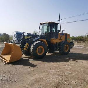 Chargeuse sur pneus ZL50GN jaune de Chine avec godet standard, moteur diesel Cummins, 4x4, pompe Denison, boîte de vitesses à roulements, 9 tonnes, pour la construction - Product Image 4