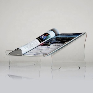 Venta al por mayor: Atril de escritura acrílico Yageli personalizable en color y forma, con superficie inclinada, soporte para libros. OEM/ODM disponible. MOQ 50 unidades. - Product Image 5