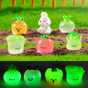 Résine lumineuse petits Fruits légumes Figurines brillent dans <span class=keywords><strong>le</strong></span> noir Miniature résine plante nourriture décoration pour bricolage paysages jardin - Product Image 2