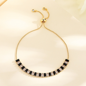 Couleur éthérée plaqué or 18 carats en gros coloré Aaa zircon cubique femmes Push Pull Bracelet Trefle pour bijoux - Product Image 3