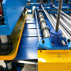 Máquina Certificada CE para Nivelación, Corte y Conformado de Paneles Metálicos para Techos de Acero de Color, Espesor de 0.3-1.0mm, Sistema de Control Delta PLC - Product Image 3