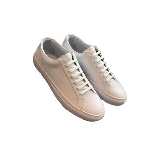 Chaussures blanches en <span class=keywords><strong>cuir</strong></span> véritable de haute qualité, chaussures de skate originales Jordanian. - Product Image 1